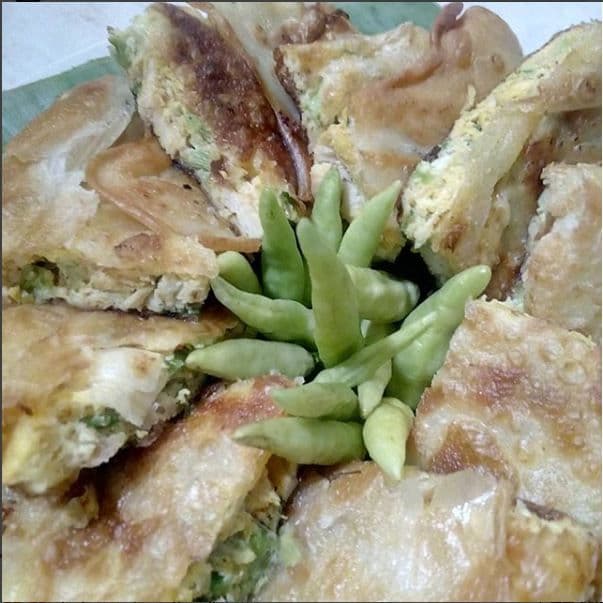 Crispy Duck Egg Martabak Telur image